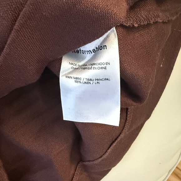 Reformation Linen shorts size medium - Picture 4 of 5